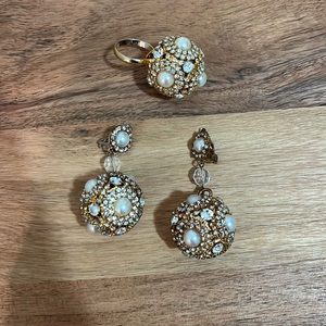 Vintage ring & clip-on earrings